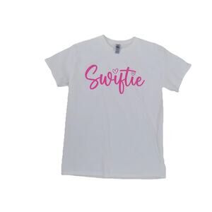 Swiftie t shirt tee Taylor Swift white short sleeve size Medium